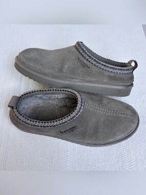 Koolaburra by UGG Burree womens size 8